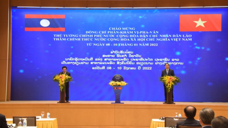 Thủ tướng Việt Nam mờ Thủ tướng Lào drơng lơh bal dơ̆ lam lơh “Nam Tam klăc lơh bơyô bal”