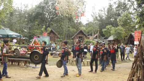 Dăk Lăk rò mờr 260 rbô dơ̆ nac nhơl chờ