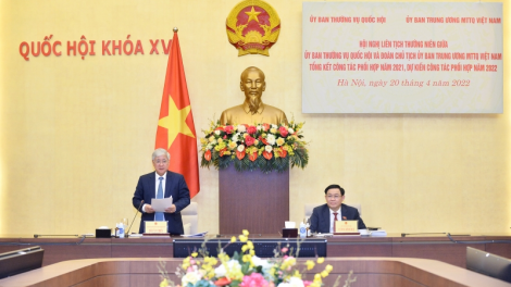 Mặt trận dà lơgar là rbàng tơrbŏ kơ̆ kơljap đah Làng bol mờ Đảng, dà lơgar