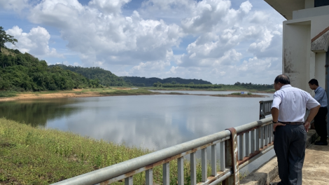 Jơnau pơhìn ờ kơ̆ kơljap git nđờ rhiang bơtơ̆t tơnao dơng dà tàm Tây Nguyên