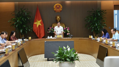 Phó Thủ tướng ồng Lê Minh Khái đơng lam pơrjum mờ ală ƀộ, gah broă lơh bè đơng pơlam khà priă 2, 3 bơta phan pal geh