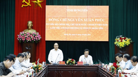 Củ tịc lơgar ồng Nguyễn Xuân Phúc lơh broă mờ Ƀan Thường vụ Tỉñ ủy Hưng Yên