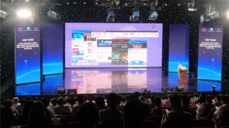 Sơlơ bơtàu tơnguh bơnàng jă pờ tơlik jơnau đơs sồ, bơnàng jă anih sơñio rùp sồ dà lơgar