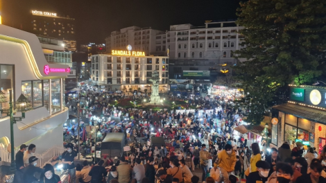 Dà Làc kơryan bơta “lơh kòn gùng broă drơng ala” nàng gơ hòi gơ jà nac nhơl chờ