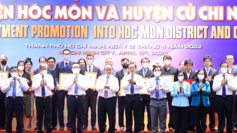 Củ tịc lơgar ồng Nguyễn Xuân Phúc tus bal Pơrjum hòi jà bơcri priă tàm bàr kơnhoàl: Hóc Môn mờ Củ Chi
