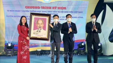 Phó Củ tịc lơgar mò Võ Thị Ánh Xuân tus bal Broă lơh tơngkah kir sơnrai 72 nam ngai bơhiàn kơnòm bơsram, cau bơsram dờng Việt Nam