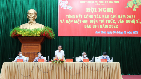 Kon Tum: Tìp mat cau geh bồ tơngoh bơsram sră, văn nghệ sỹ mờ sră ƀău nam 2022