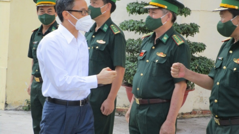 Phó Thủ tướng ồng Vũ Đức Đam còp mờ nting bơr sa tềp tàm càr Bình Thuận