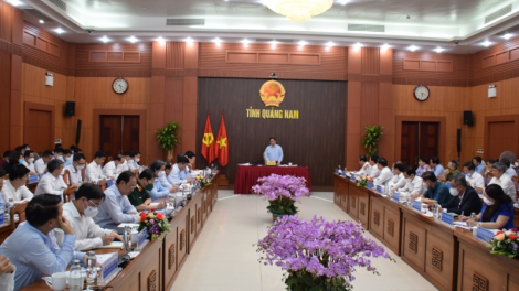 Thủ tướng Cíñ phủ ồng Phạm Minh Chính lơh broă mờ kwang bàng đơng lam tờm càr Quảng Nam