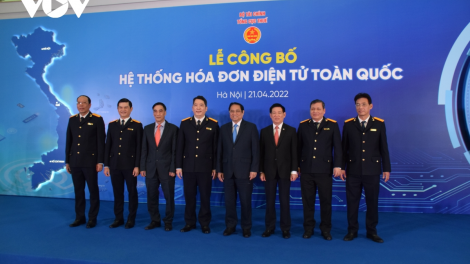 Thủ tướng ồng Phạm Minh Chính tus pơrjum yal broă lơh pang sră tăc blơi phan điện tử gùt lơgar