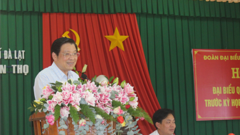 Ƀí thư Đảng dà lơgar ồng Phan Đình Trạc tìp mờ cau tĕ khà tàm ƀòn dờng Dà Làc, càr Lâm Đồng