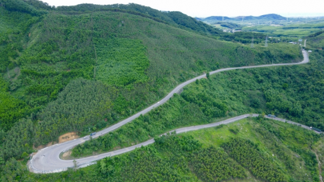 Càr Gia Lai pal tơnguh bơtàu broă lơh gùng tơrbŏ bal mờ tiah tàm gùl lơgar