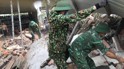Dăk Lăk dong kờl làng bol tiah nhàr lơgar bơsong jơnau gơlời wơl bơh dơ̆ mìu dờng geh bal càl walbong gơ pồt pràn lơh aniai