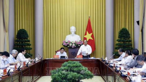 Củ tịc lơgar lơh broă mờ Mpồl sền swì jơnau cih Rơndăp broă lơh Broă rơndăp lơh bơ̆t bơtàu Dà lơgar gơnoar kơrnoăt boh lam