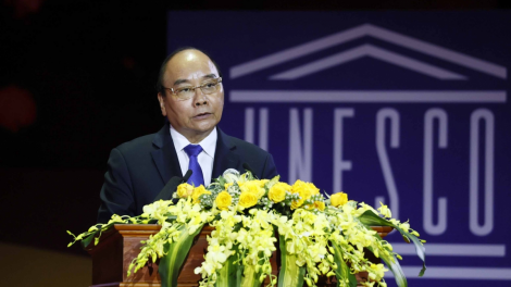 Củ tịc lơgar ồng Nguyễn Xuân Phúc tus bal Dơ̆ bơyai lơh tơngkah kir sơnrai 200 nam Ngai deh Cau tiơng pơnrơ Nguyễn Đình Chiểu