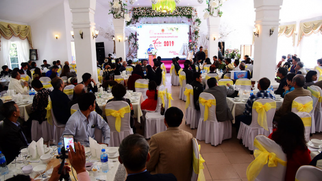 Lâm Đồng [ư bôk nău kan “Năm mhe [on tơm”