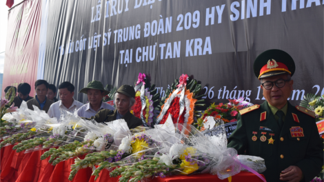 Kontum:  vơt s^t njor tâp 15 ntung tahen kh^t tâm lơh kăl e Trung đoàn 209