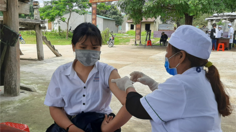 Ntop tay 2 nu^h ji ndâr ko ta Kon Tum