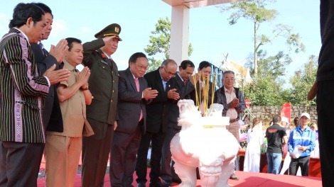 Dak Nông [ư nkah ndray n’hanh ntăm n’gâng nchih săk nkah g^t