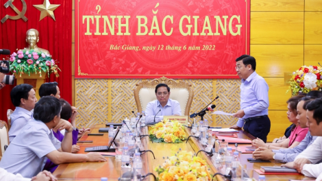 Thủ tướng Chính phủ Phạm Minh Chính pah kan đah nuĭh leo kan tơm n’gor Bắc Giang.