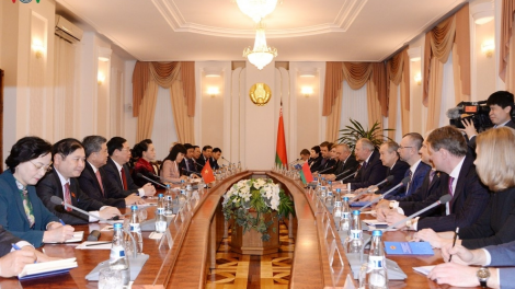 Kruanh Quốc hội ôp sr^ng nău Thủ tướng Chính phủ Cộng hoà Belarus