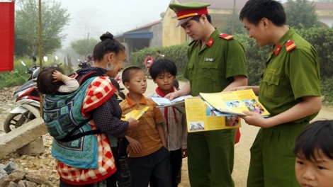 Nriêr pâuz lok cêr chei pháp luật hnuz 27-10-2017