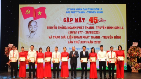 Xor xưv faz Baz hnuz 26.9.2022