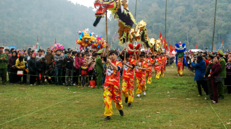 CHƯƠNG TRÌNH KHAY HENG TIỂNG TÀY NÙNG (Thứ Bảy – Vằn 25/12/2021)