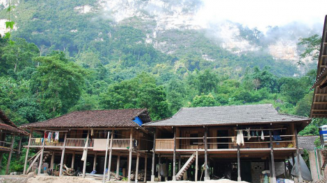 CAO BẰNG: ROỌNG RIỂC PANG CHỎI CHÈN SLE HẾT LƯỜN MẮN ĐÂY HẨƯ CẦN MÌ CÔNG XÁU ĐIN MƯỜNG