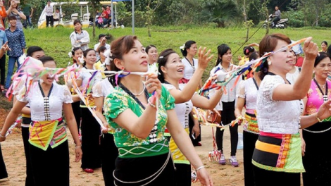 Ngon tô thứ 4 mự 24 căm bườn 02 pì 2021- Quyên đảy ók pày mương nọk cánh quyên đảy mi Quốc tịch khòng chựa nọi côn