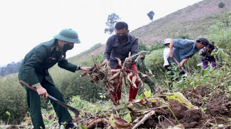 Ngon tô thứ 5 mự 3 căm bườn 3 pì 2022 – Bác sĩ quân hàm khèo mết chàư, mết hanh cắp côn cặt phổng đen mương