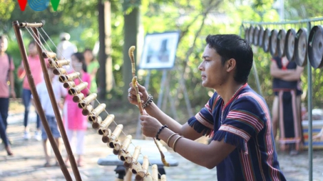 Ka Ly Trần làm mới âm nhạc dân gian Tây Nguyên