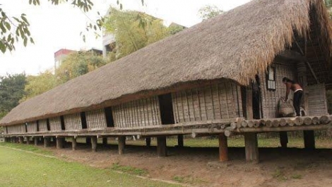 Mẫu hệ Ê đê bây giờ có còn ?