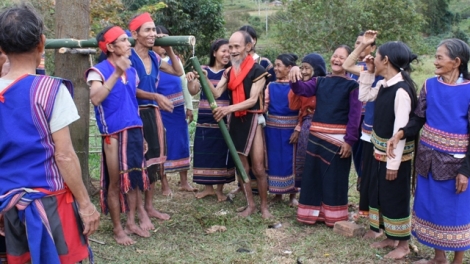 Lễ hội nước giọt của người Ba na