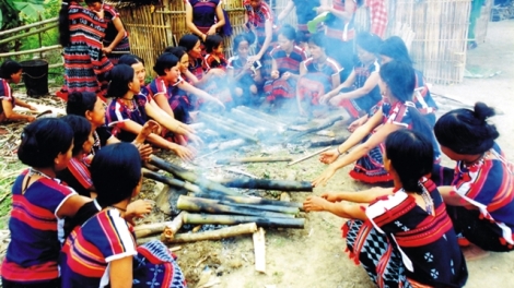 Ẩm thực Cơ tu đơn giản mà hấp dẫn