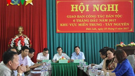 Miền trung -  Tây nguyên vẫn còn 3 nghìn thôn, buôn đặc biệt khó khăn