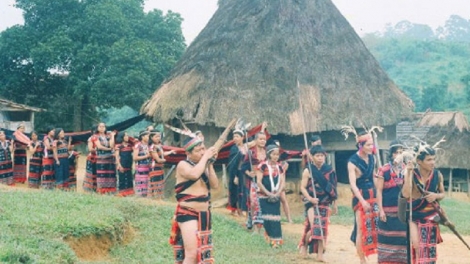 Kho tàng văn hóa của người Cơ-tu