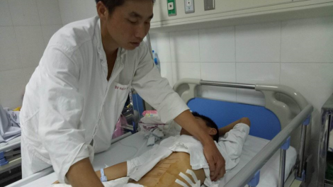 Cứu giúp gia đình cháu Lèo Văn Nghĩa