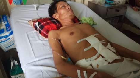 Giúp anh Bùi Văn Thường giữ lại đôi chân.