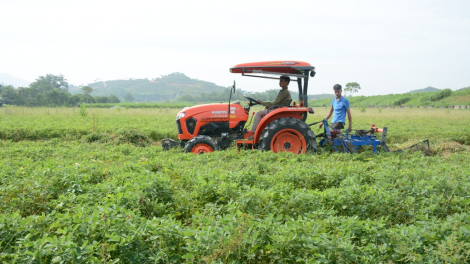 Quỹ hỗ trợ nông dân tiếp sức dân nghèo Tuyên Quang và Quảng Nam