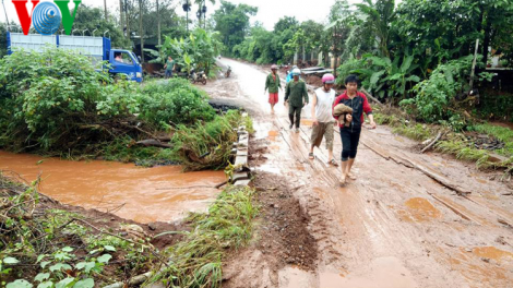 Gia Lai: 1 thanh niên bị lũ cuốn trôi