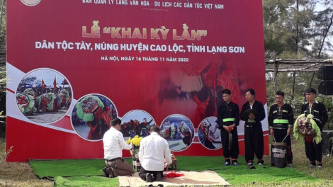 Đồng bào Tày - Nùng làm lễ "Khai kỳ lằn" tại ngôi nhà chung