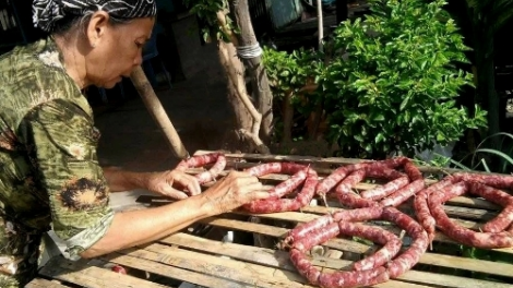 Tung lò mò - món ăn độc đáo của người Chăm An Giang