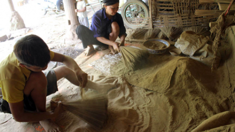 Nghề làm hương của người Nùng ở Cao Bằng