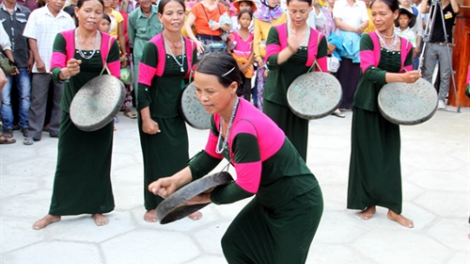 Tới Khánh Sơn nghe hát A Lâu