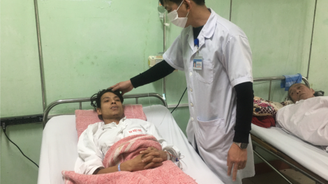 Giữ lại đôi chân cho bệnh nhân dân tộc Dao