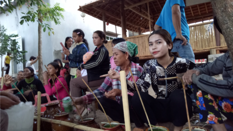Ghè rượu của người dân tộc thiểu số ở Tây Nguyên