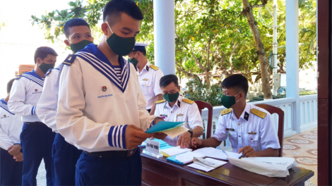 Bầu cử ở huyện đảo Trường Sa diễn ra an toàn, đúng tiến độ