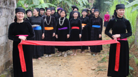 Ông quan làng trong đám cưới người Tày