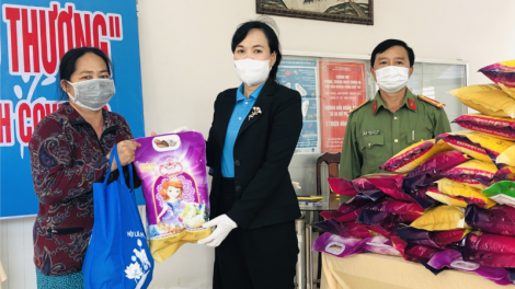 “Siêu thị 0 đồng” và Chuyến xe nghĩa tình đến TP Hồ Chí Minh